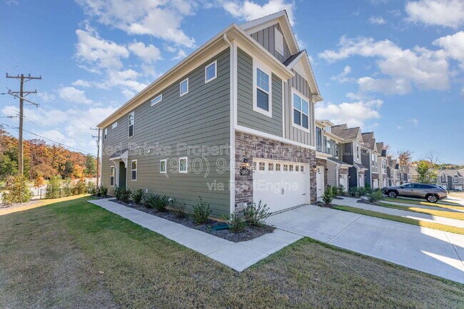 Foto del edificio - 2034 Highland Park Dr