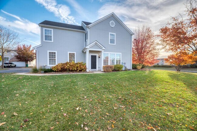 Foto del edificio - 5130 Freeport Ct