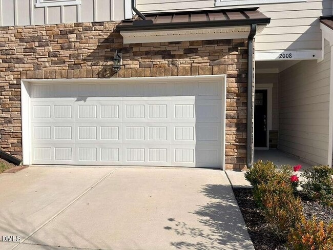 Building Photo - 2008 Chipley Dr