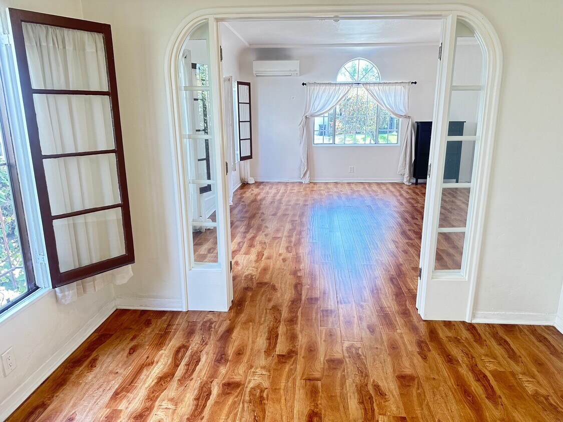 Foto principal - 1607 S Sierra Bonita Ave