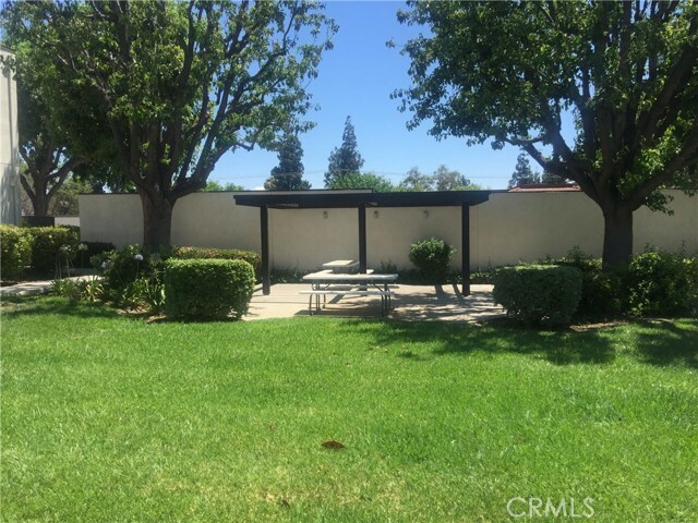 Foto del edificio - 1150 W Phillips St