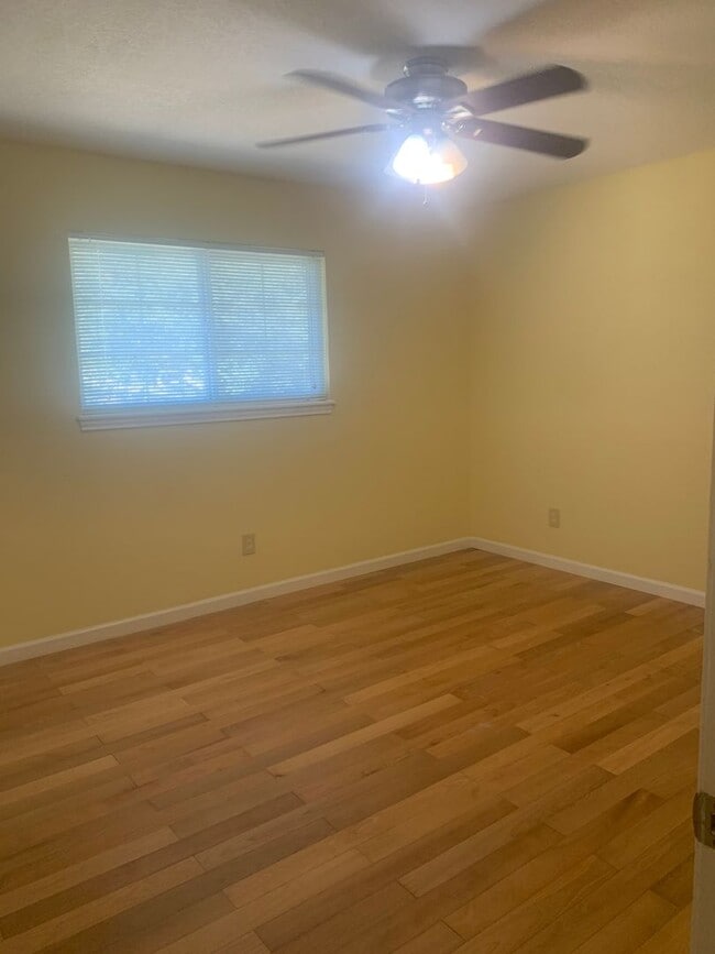 Foto del edificio - 2829 S Sea Dr