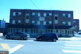 Building Photo - 7801 Hasbrook Ave