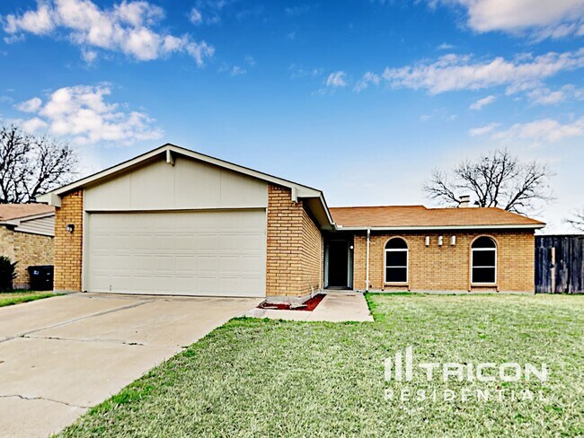 Building Photo - 4105 Blue Flag Lane Fort Worth TX