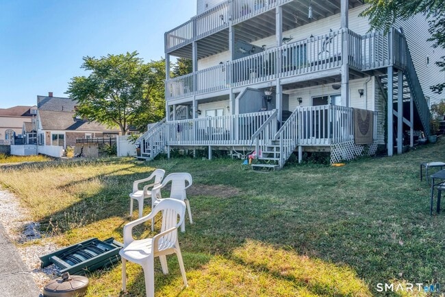 Foto del edificio - 88 Cove St