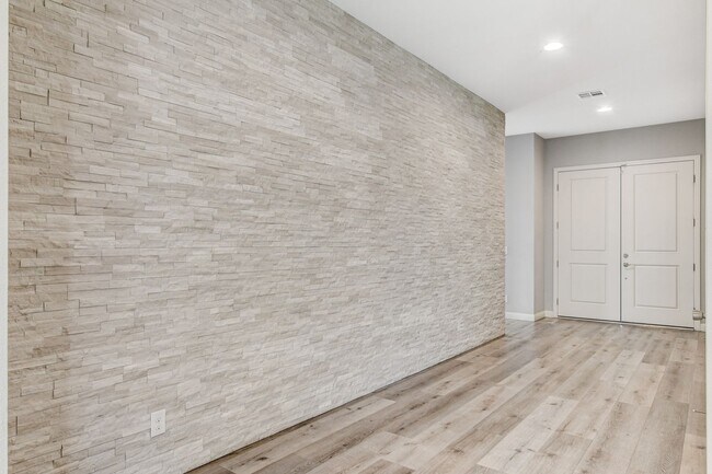 Foto del edificio - Bermuda & Pyle