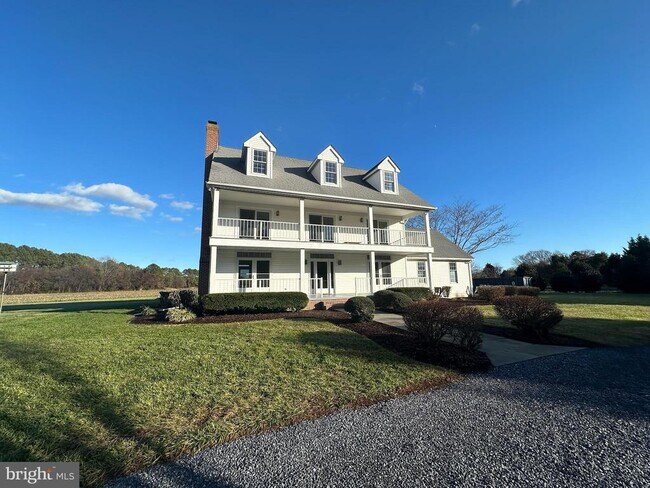Foto del edificio - 4311 East St