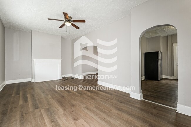 Building Photo - 1126 Main St