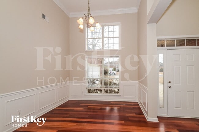 Foto del edificio - 1011 Alden Glen Dr