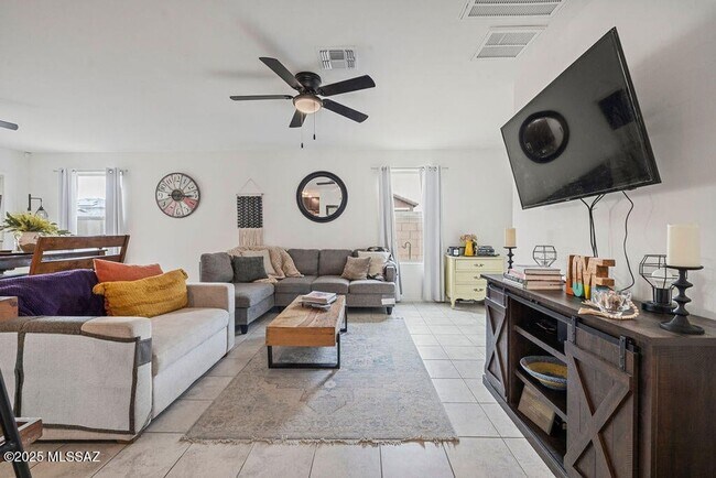 Building Photo - Beautiful Home in Rancho Sahuarita!