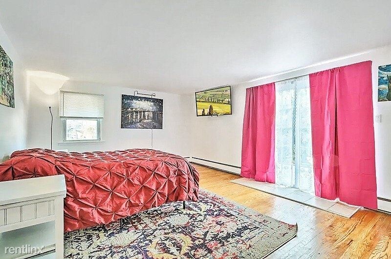 Primary Photo - 951 Netherwood Dr
