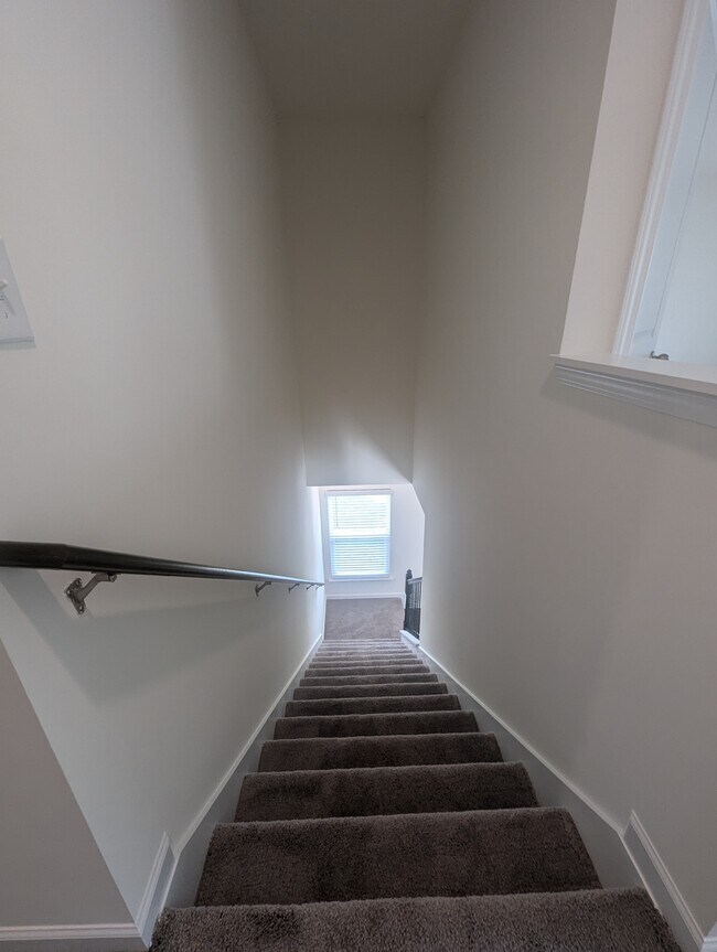 Building Photo - 7201 Jumping Jack Ln