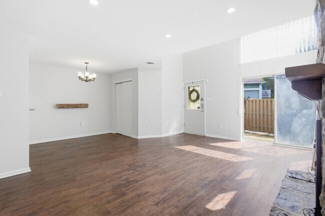 Foto del edificio - Beautifully Renovated Single-Level Condo in Hatboro-Horsham