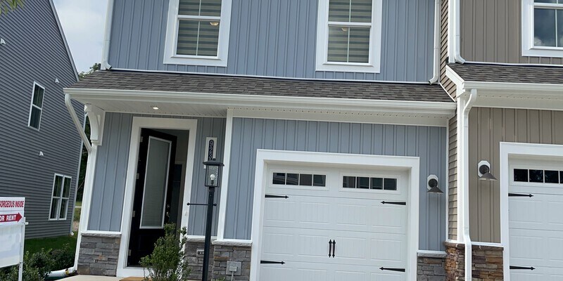 Foto principal - 9232 St Charles Cir