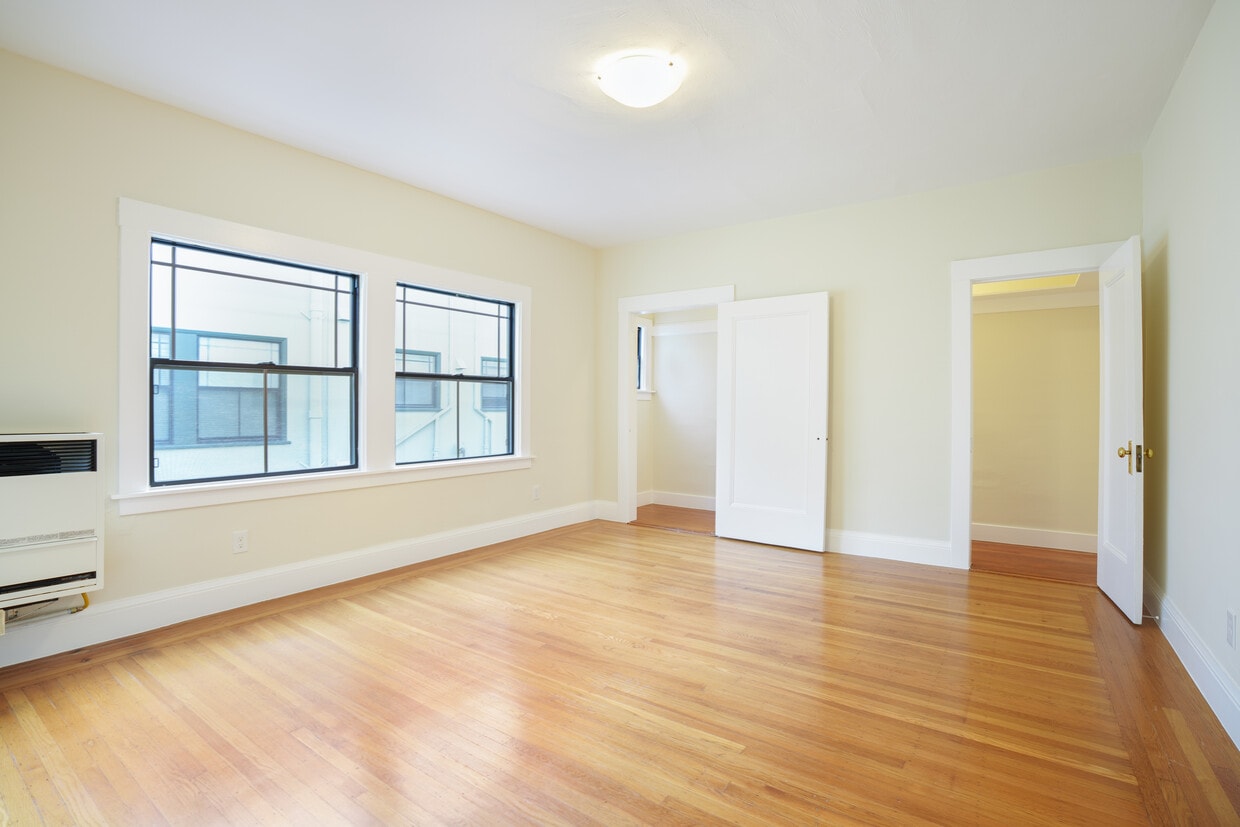 Photo - California Apartments