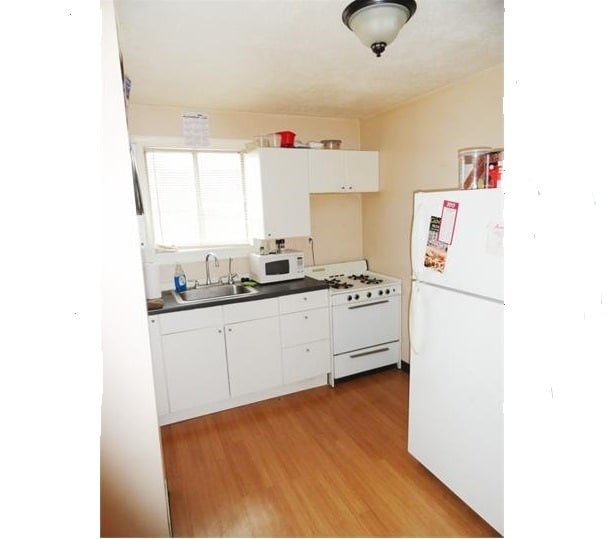 1400 Beechview Ave Unit 2nd Floor, Pittsburgh, PA 15216 Apartment for Rent in Pittsburgh, PA