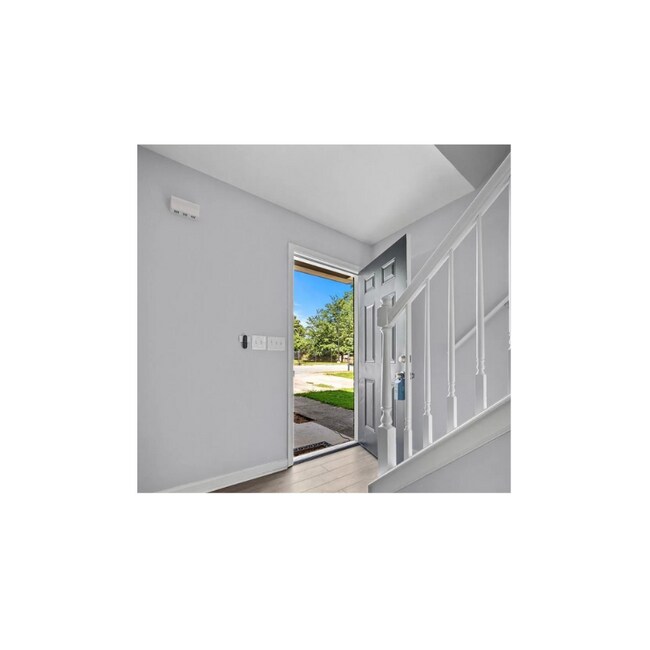 Foto del edificio - 558 Manning Rd SW