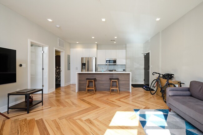 Foto del edificio - 1345 K St SE