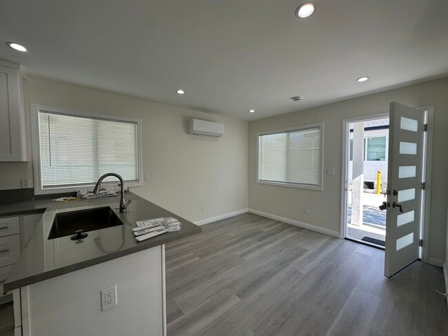 Building Photo - 8153 San Juan Ave