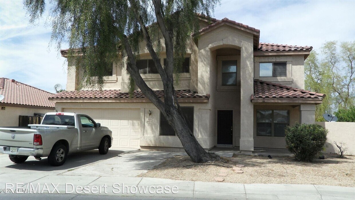 6 br, 3.5 bath House 9304 West Coolidge House for Rent in