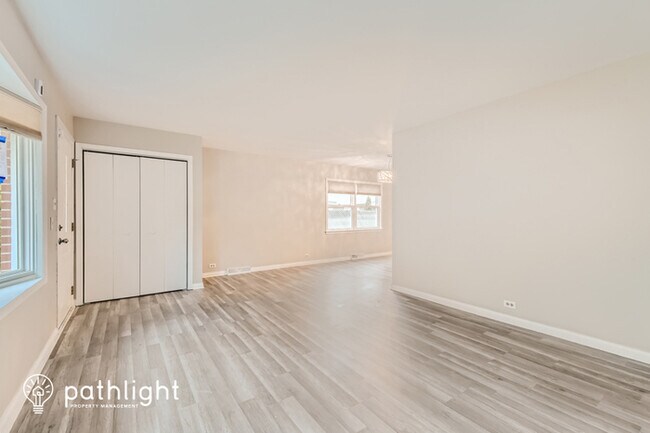 Building Photo - 5336 Stony Creek Drive, Oak Lawn, IL, 60453