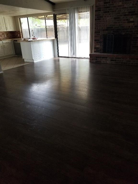 Foto del edificio - 8002 Knightwood Forest Dr