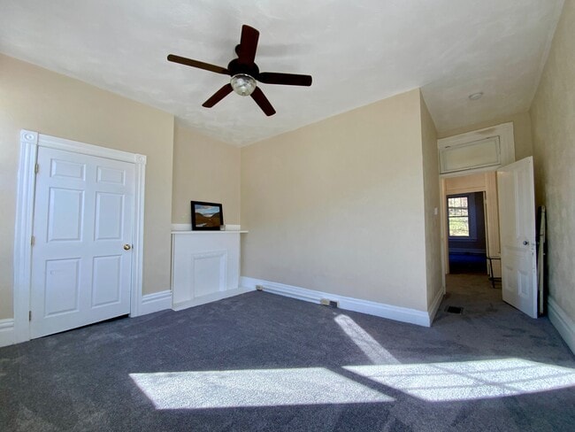 Building Photo - 87 Steuben St