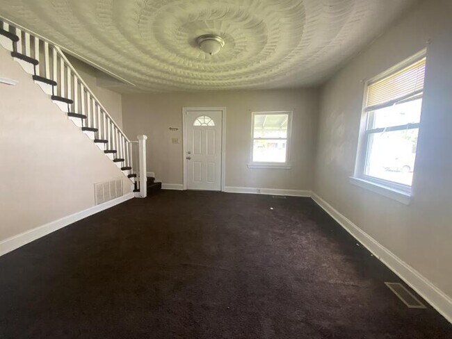 Foto del edificio - 3613 Braxton Ave