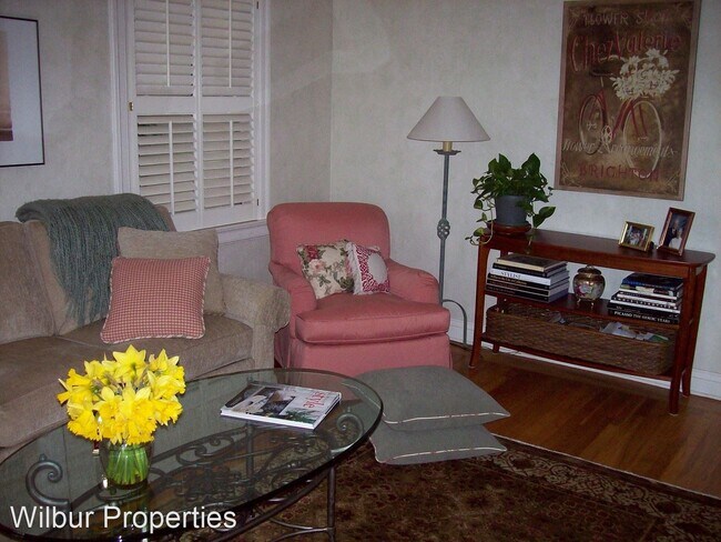 Building Photo - 2 br, 1 bath House - 2290 Ramona Street
