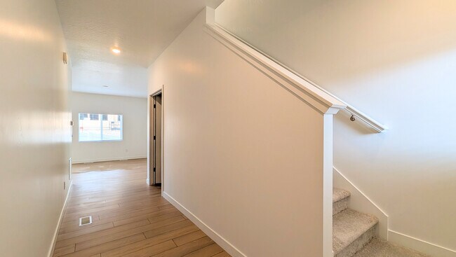 Foto del edificio - 1772 W Blue Flax Dr