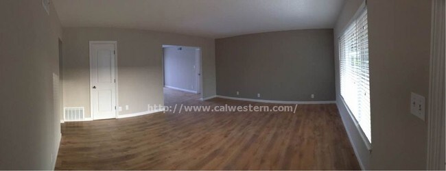 Building Photo - 1668 Duvall Dr