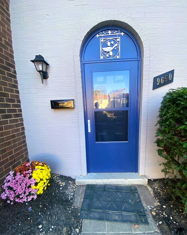 Foto del edificio - 9650 Marston Ln