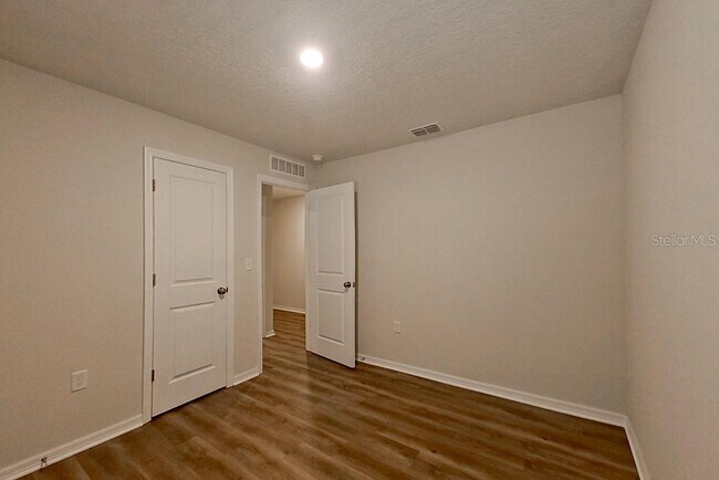 Foto del edificio - 10872 N Frantz Ave