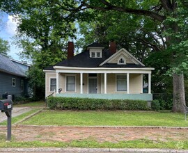 Building Photo - 1460 Desoto Ave SW