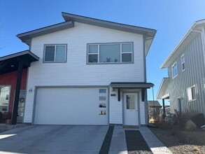 Building Photo - 5528 Leiden Ln