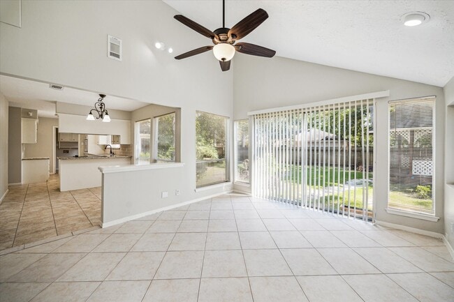 Building Photo - 1903 Foxtail Pl