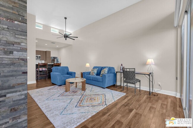 Foto del edificio - 3657 Quiet Side St