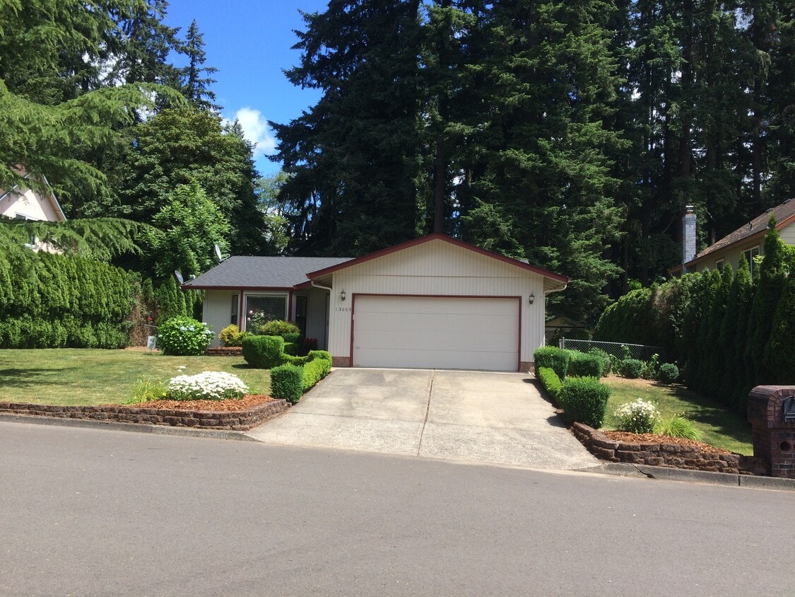 13005 NW 2nd Ave, Vancouver, WA 98685 House Rental in Vancouver, WA