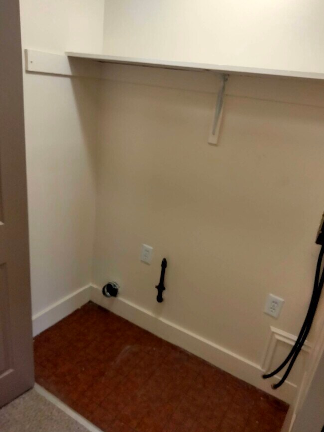 Building Photo - 54-56 Congress St