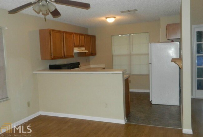 Building Photo - 2386 Clare Ct SW