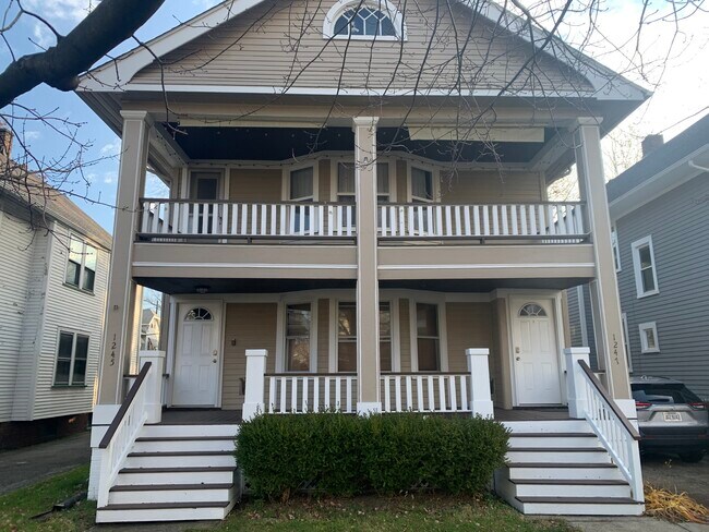 Foto del edificio - 1245 Cranford Ave