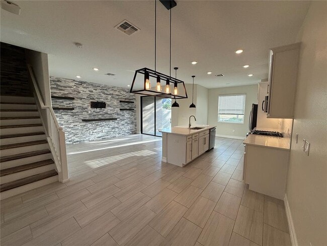 Foto del edificio - 4841 San Martino Dr