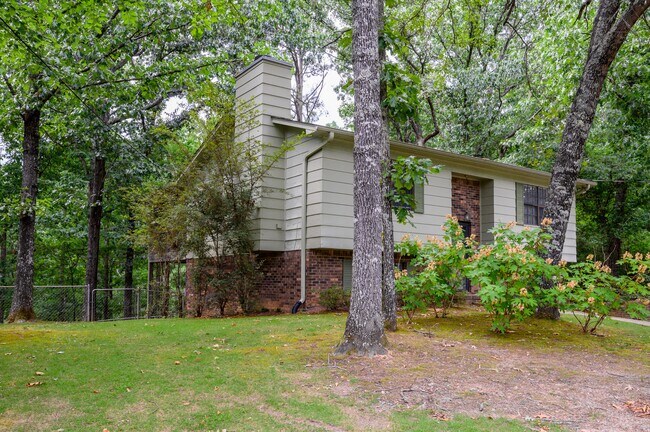 Foto del edificio - 3377 Cedarbrook Cir