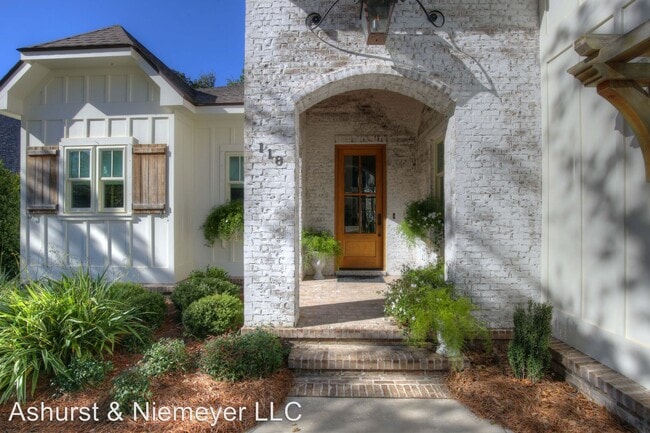 Building Photo - 4 br, 3 bath House - 118 Mulberry Ln.