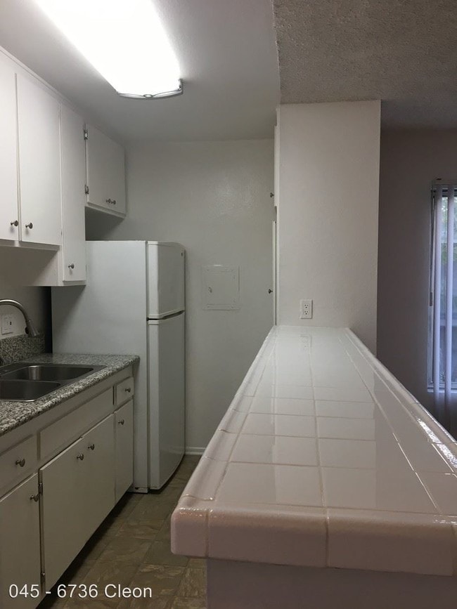 Interior Photo - Cleon Apartments