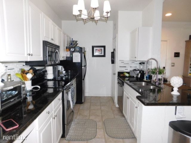 Building Photo - 4314 Bayside Village Dr