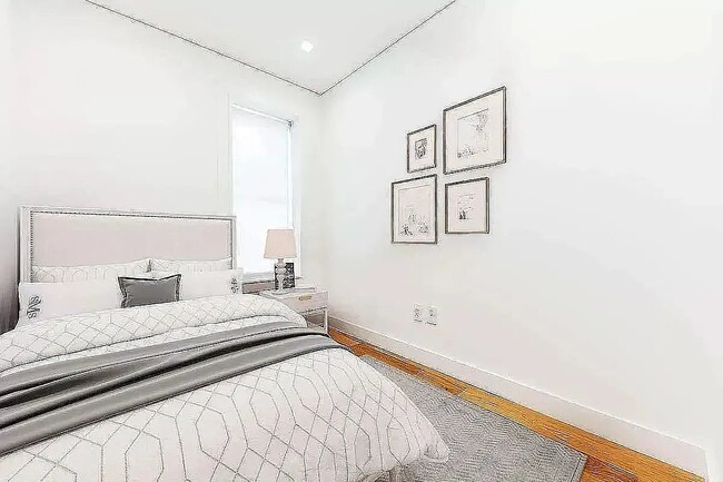 Building Photo - 7 Rivington St