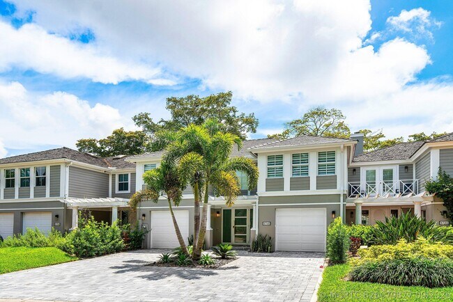 Building Photo - 5768 NW 39th Ave