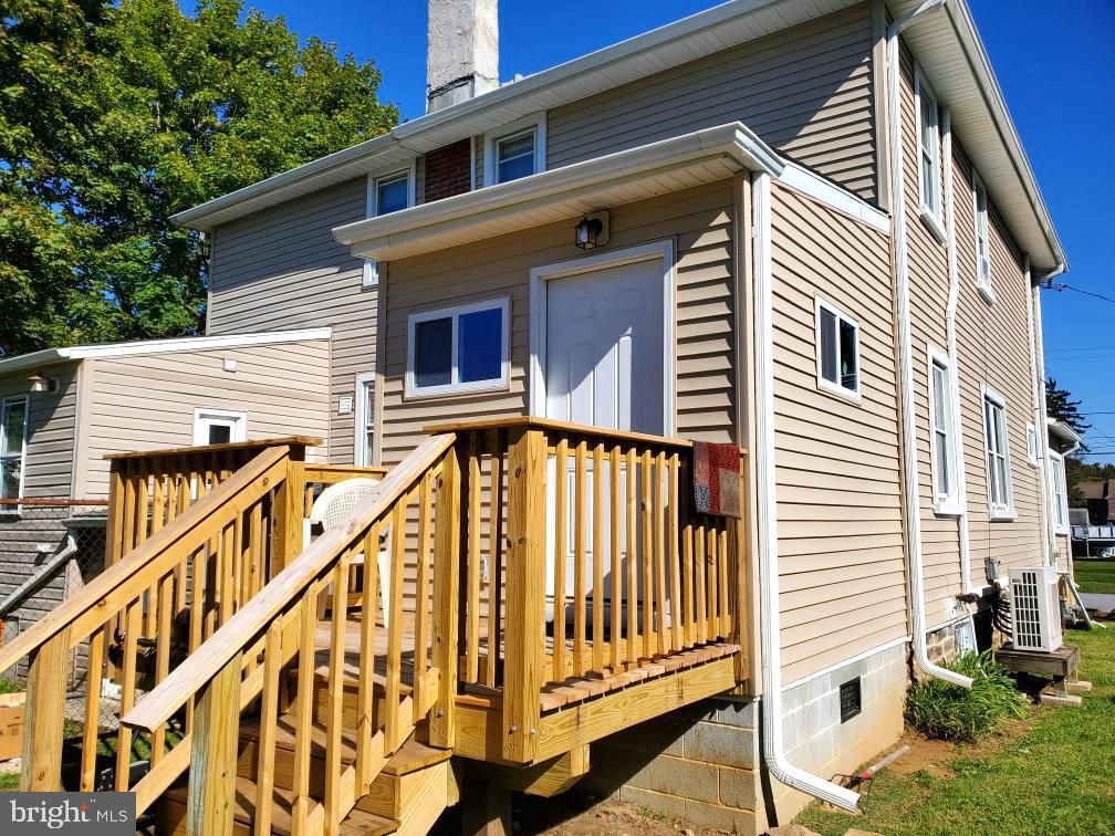 Foto principal - 120 Bartram Ave