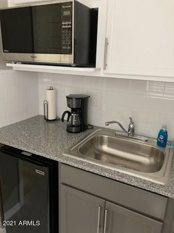 Foto del edificio - 12730 Glenn Dr